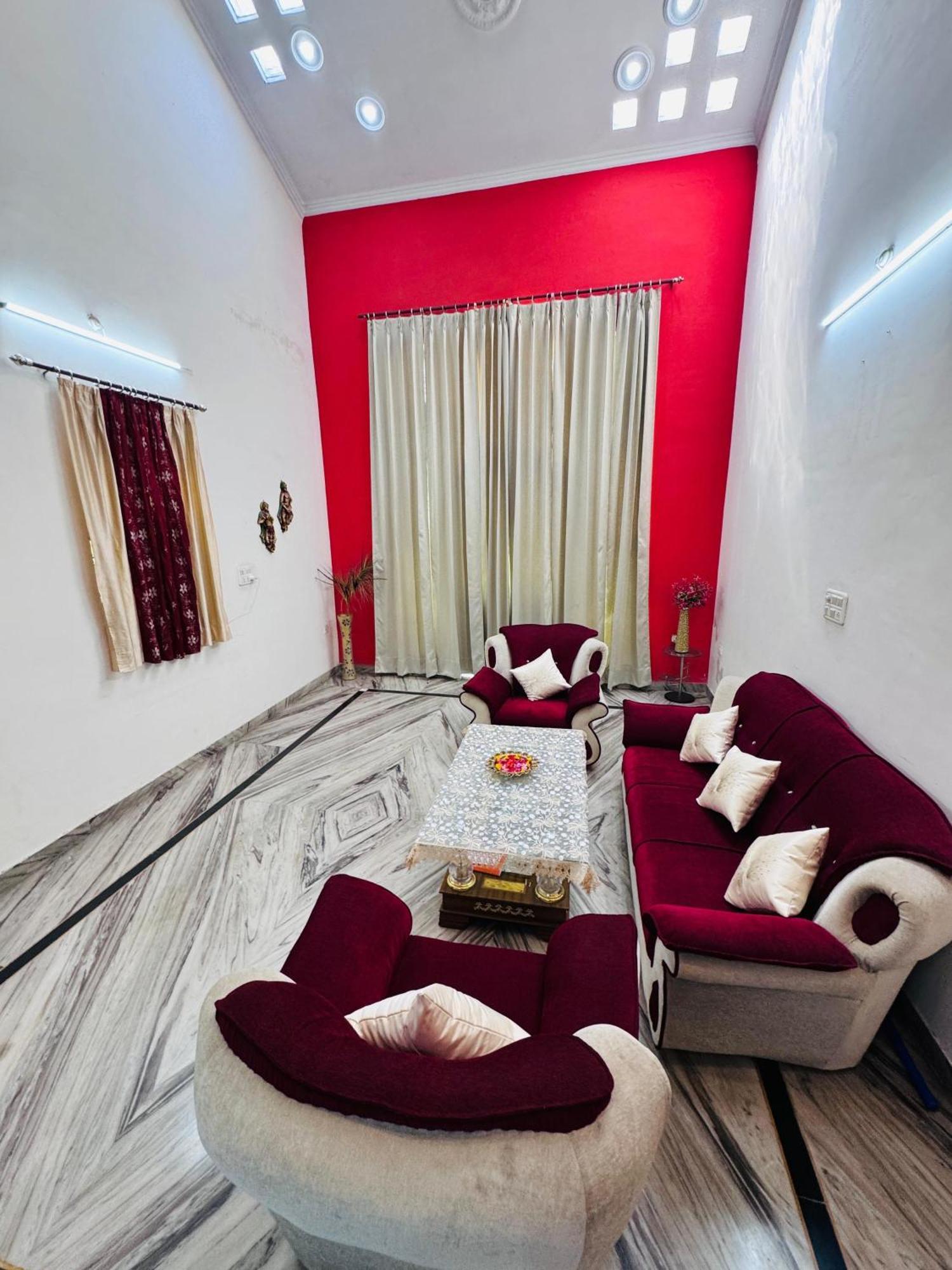 The Vintage Homestay Lucknow